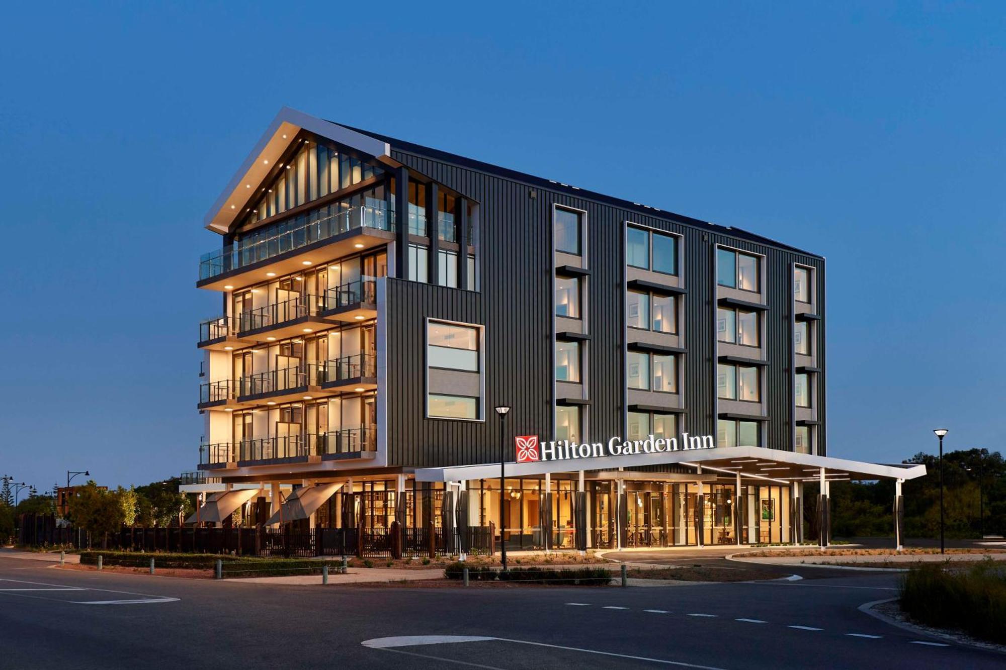 Hilton Garden Inn Busselton Exterior photo